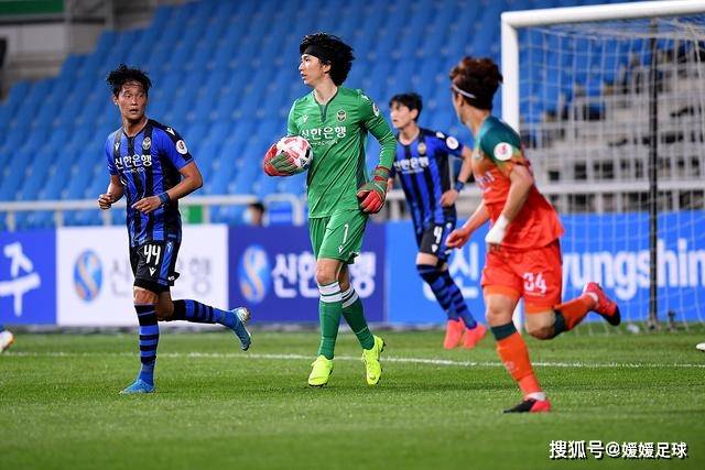 今天已开启夏训 媒体人：据悉山东男篮新赛季目标是“保八争四”